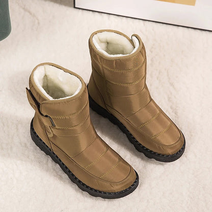 Dicke Plüsch-Winterstiefel