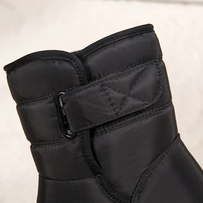 Dicke Plüsch-Winterstiefel