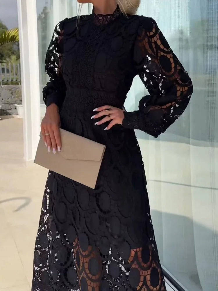 Elegantes Spitzenkleid