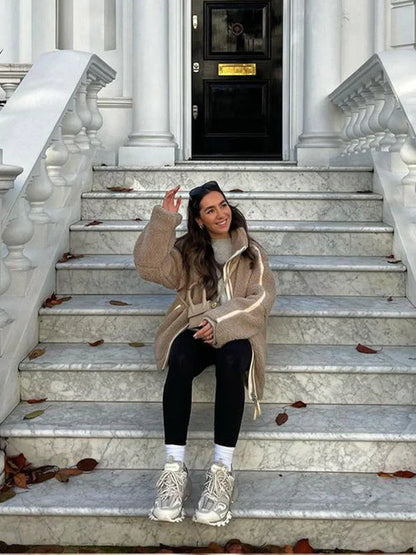 Luxuriöser Woll-Oversize-Mantel Für Damen