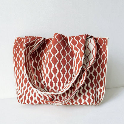 Tasche Mit Wellendesign