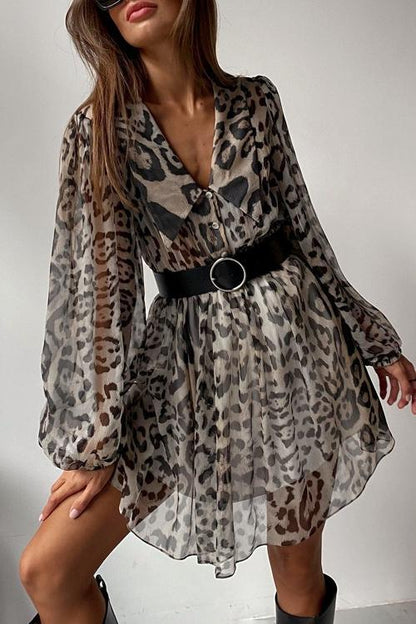 Gemustertes Chiffon-Minikleid Mit V-Ausschnitt Und Taillengürtel