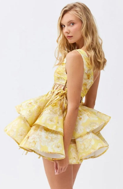Minikleid Mit Blumenmuster Und Spitzendetails