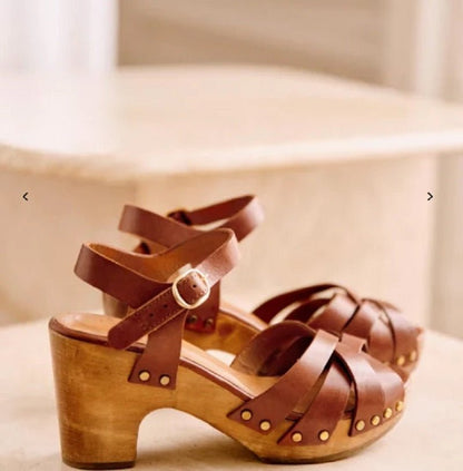 Stilvolle Designer-Sandalen