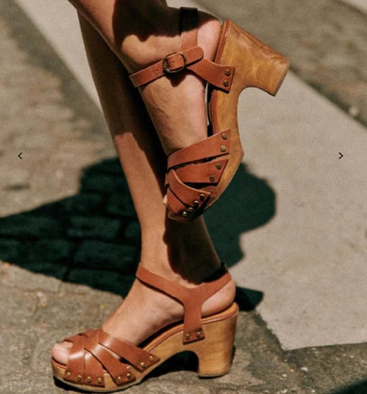 Stilvolle Designer-Sandalen