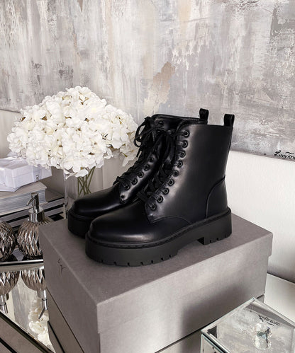 Schwarze Elegante Damen Kunstlederstiefel