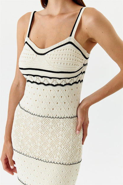 Maxi-Unterkleid Aus Häkelstoff Mit Kontrastmuster
