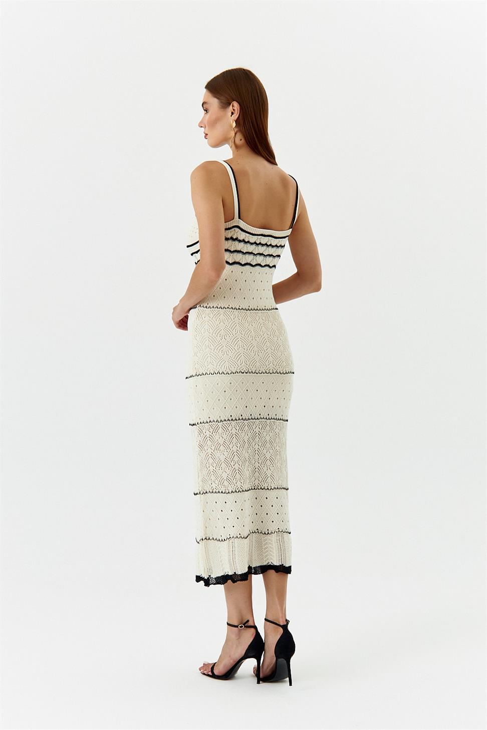 Maxi-Unterkleid Aus Häkelstoff Mit Kontrastmuster