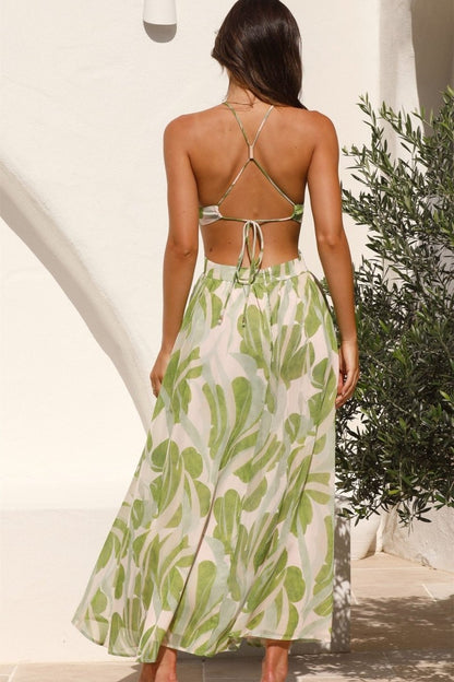 Midikleid Mit Tiefem V-Ausschnitt Und Metallring