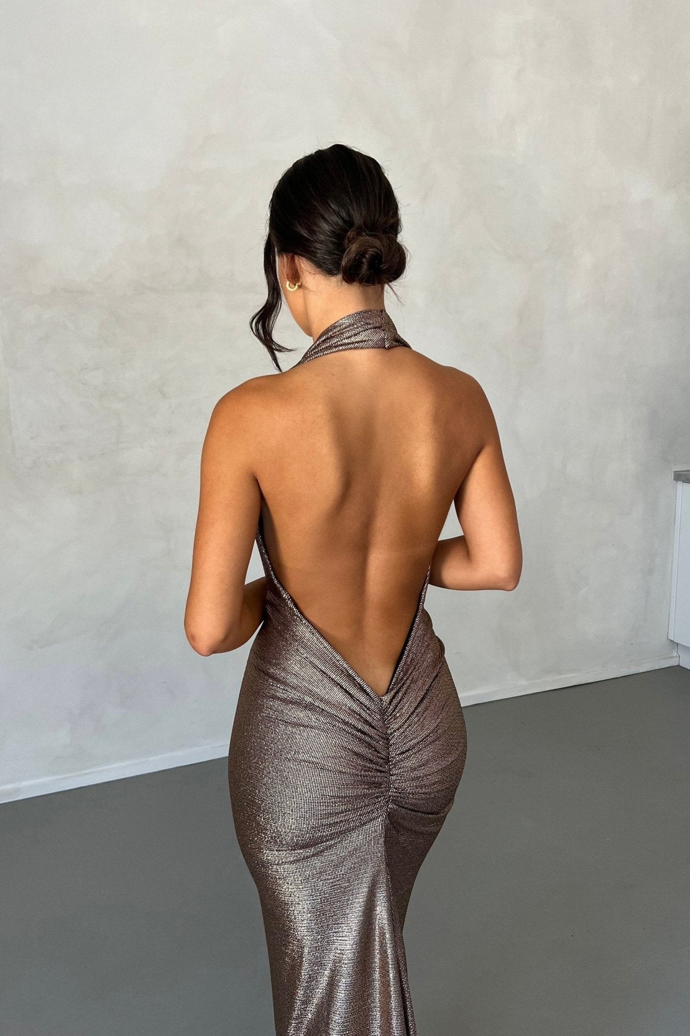 Neckholder-Maxikleid Mit Rückenfreiem Schnitt