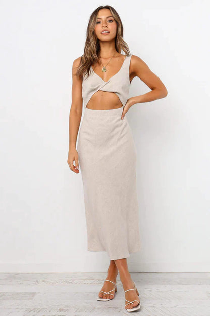 Elegantes, Tief Ausgeschnittenes Midikleid
