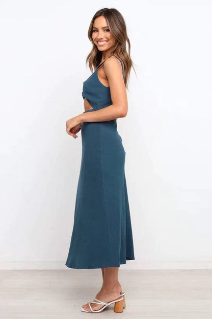 Elegantes, Tief Ausgeschnittenes Midikleid
