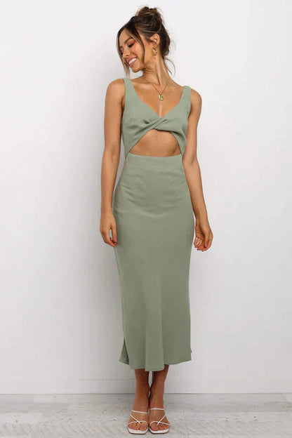 Elegantes, Tief Ausgeschnittenes Midikleid