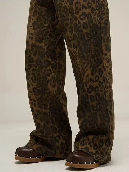 Stylisches Design Jeans Mit Leopardenmuster