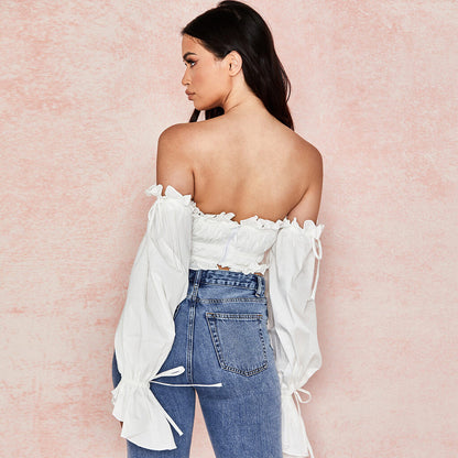 Schulterfreies, Langärmliges, Kurzes Crop-Top İn Weiß Mit Volant-Details