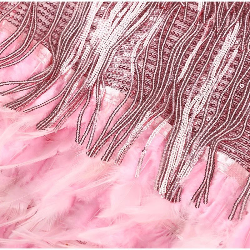 Elegantes Mesh-Cocktailkleid