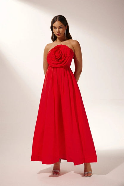 Trägerloses Maxikleid Mit Floralen Details