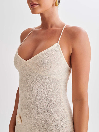 Maxikleid Mit Tiefem Ausschnitt Und Rosendetail
