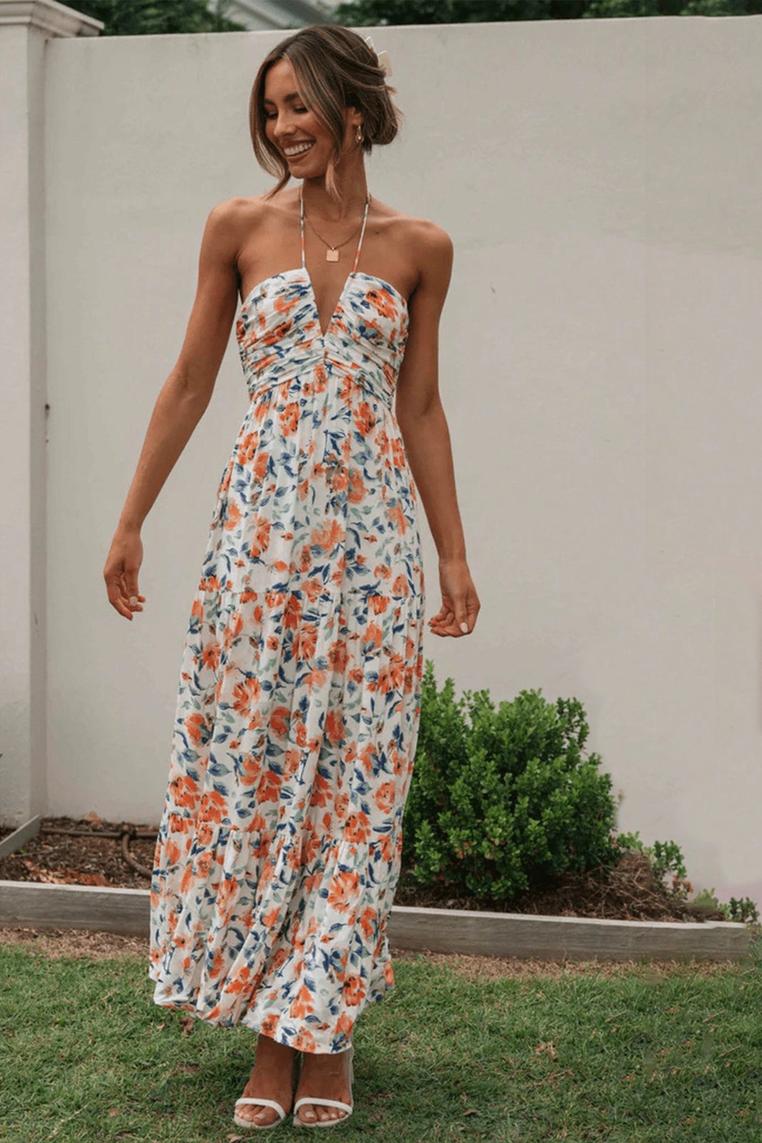 Schulterfreies Maxikleid Mit Blumenmuster
