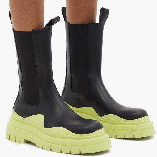 Gelbe Chelsea-Stiefel Mit Einzigartigem Kontrastierendem Gummiranddetail