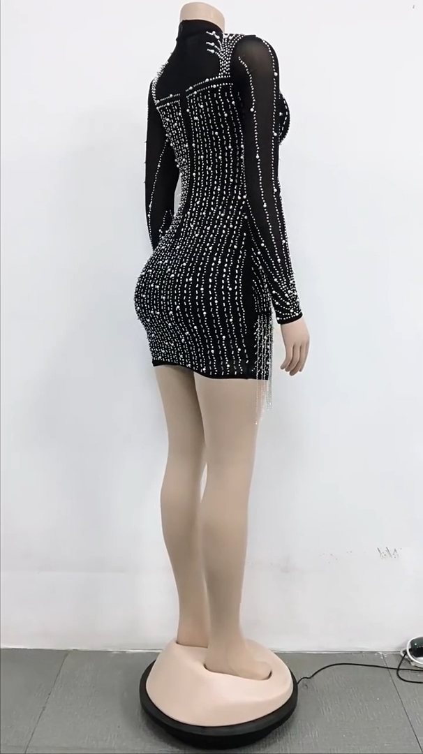 Elegantes Besticktes Minikleid