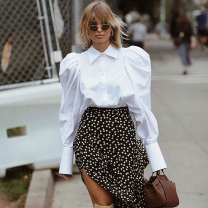 Vintage Weiße Rüschenbluse Mit Puffärmeln Und Knöpfen